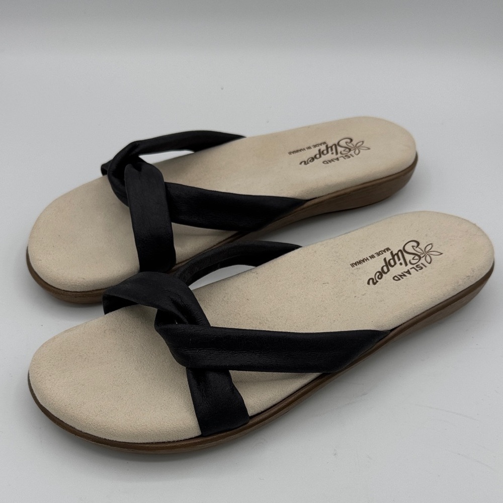 Island Slipper womens sandals black size 11 Hawaii.
